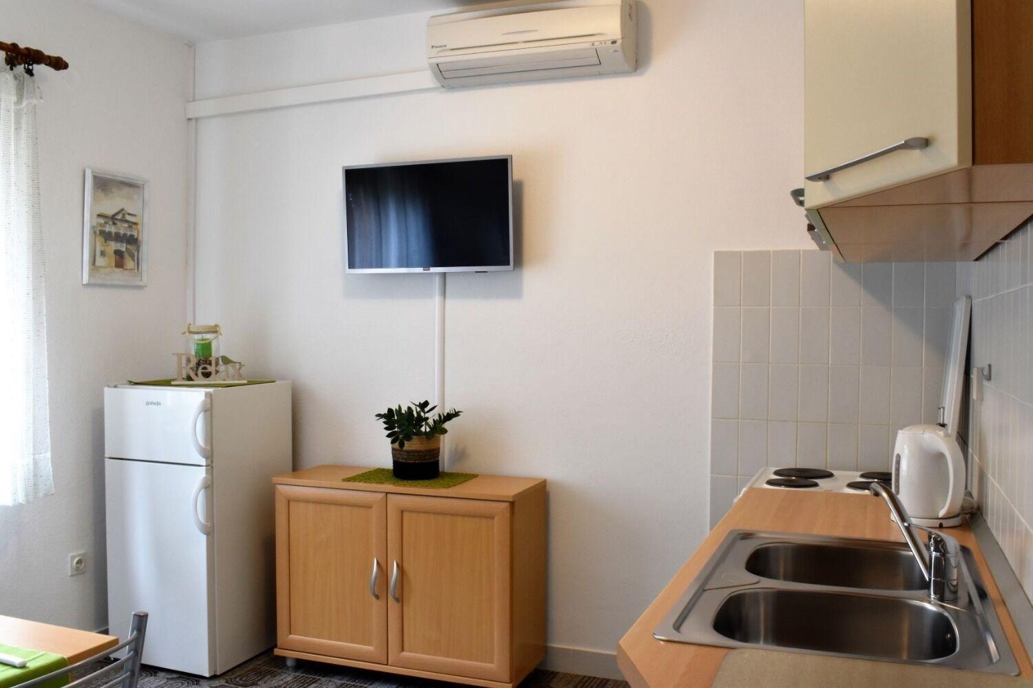 Apartments Frama - 3 Apartments Бол Экстерьер фото
